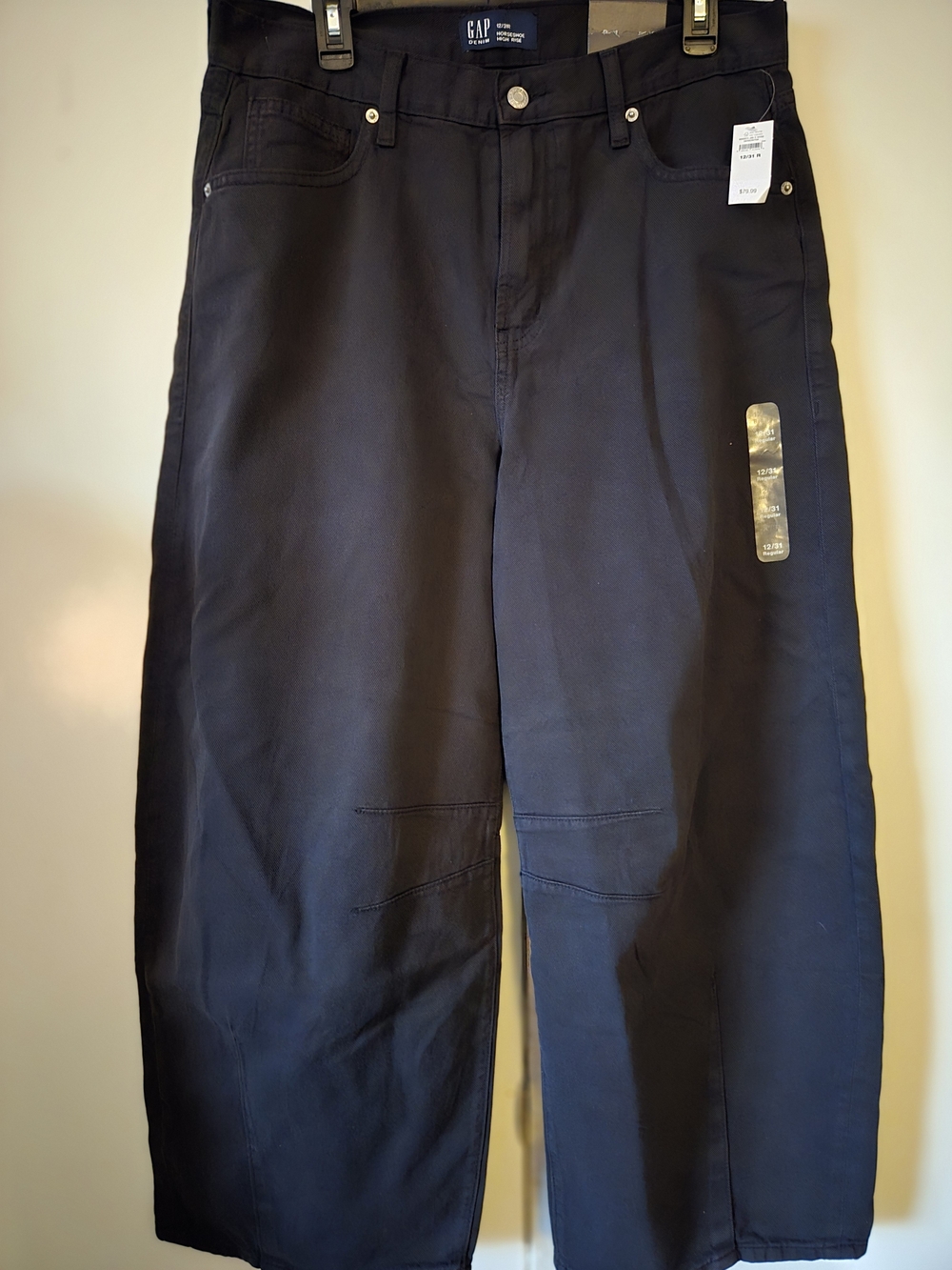 GAP Men's Black Straight-Leg Chinos